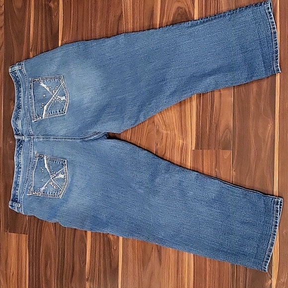 Apt. 9 Capris with Embellished Pockets, size 20W, EUC! - Picture 2 of 7